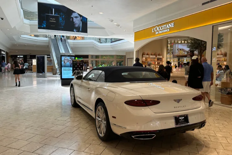 US retail sales slump unexpectedly and sharply after a summer  tax-refund boost fades